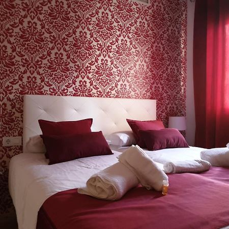 Apartamentos Dona Lola Sevilla Dış mekan fotoğraf
