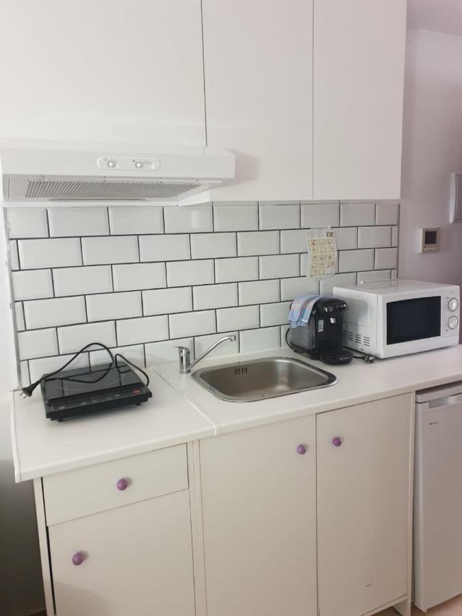 Apartamentos Dona Lola Sevilla Dış mekan fotoğraf