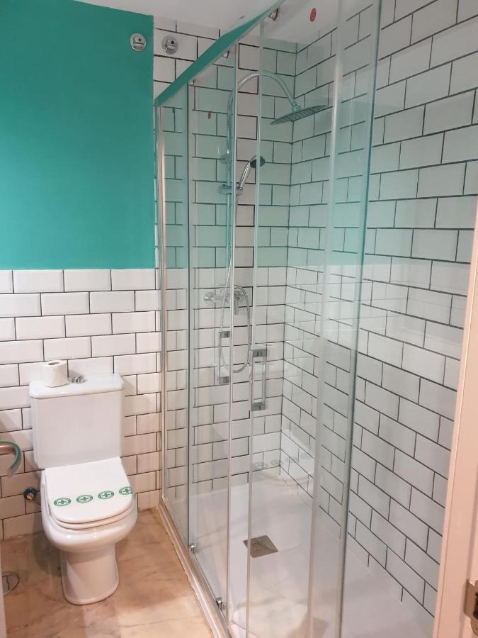 Apartamentos Dona Lola Sevilla Dış mekan fotoğraf