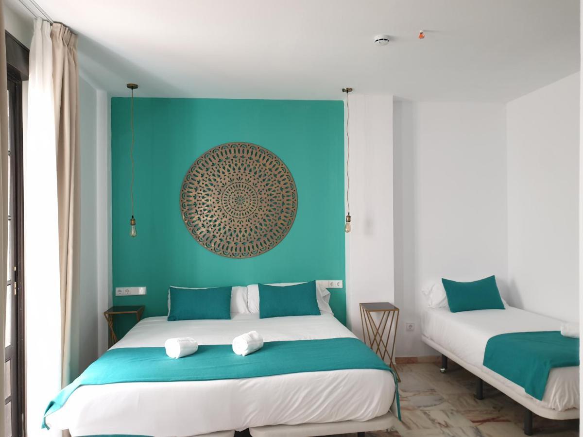 Apartamentos Dona Lola Sevilla Dış mekan fotoğraf