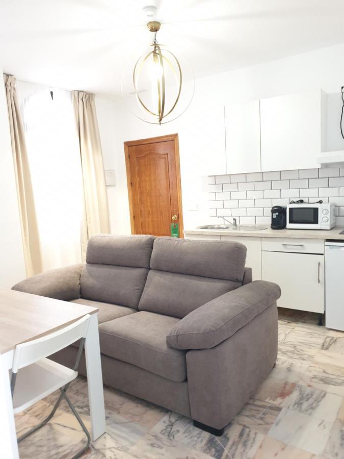 Apartamentos Dona Lola Sevilla Dış mekan fotoğraf