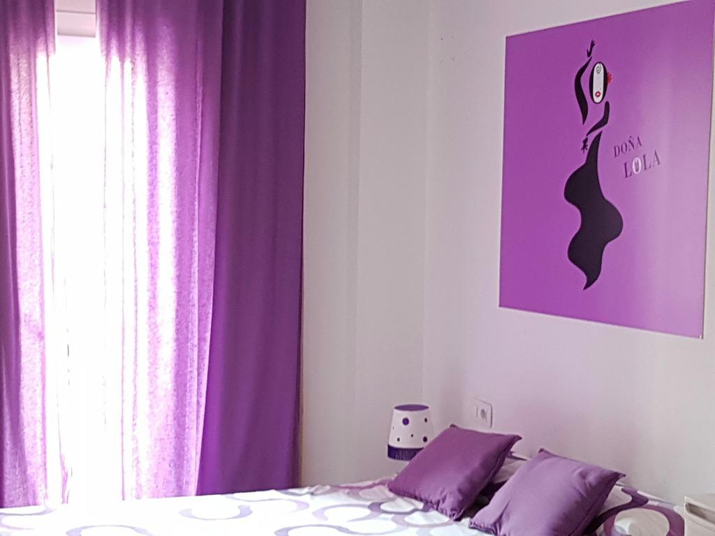 Apartamentos Dona Lola Sevilla Dış mekan fotoğraf