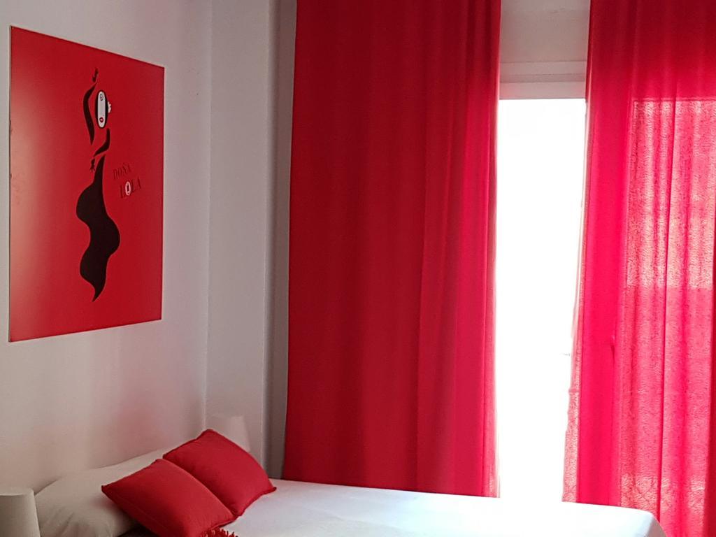 Apartamentos Dona Lola Sevilla Dış mekan fotoğraf